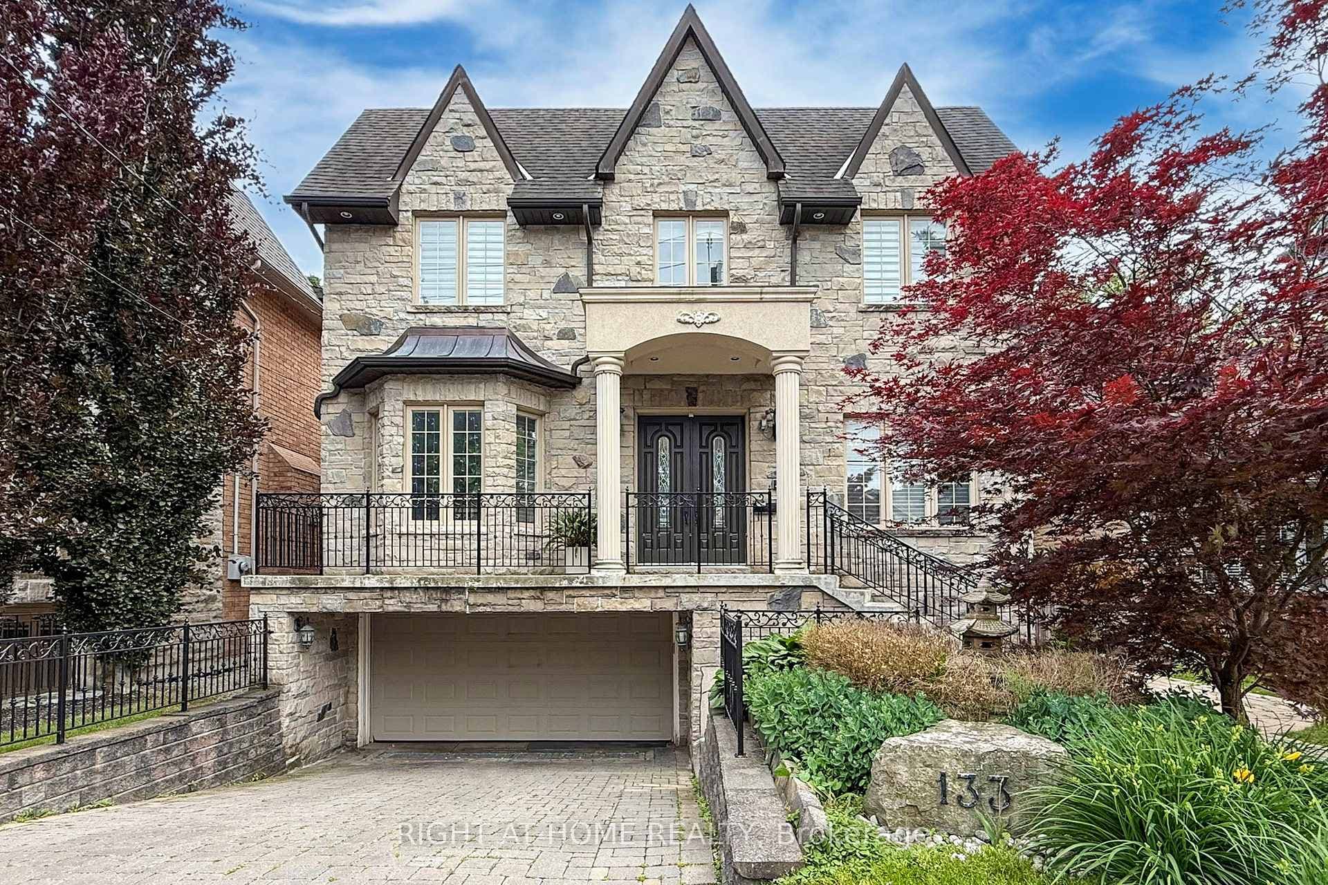 133 Norton Avenue photo 2