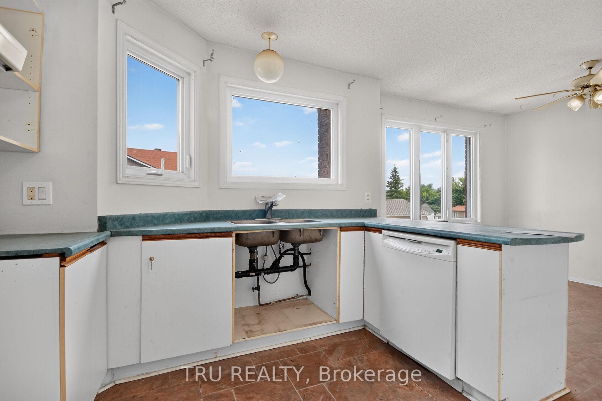 2050 Riviera Terrace Unit 27 photo 26