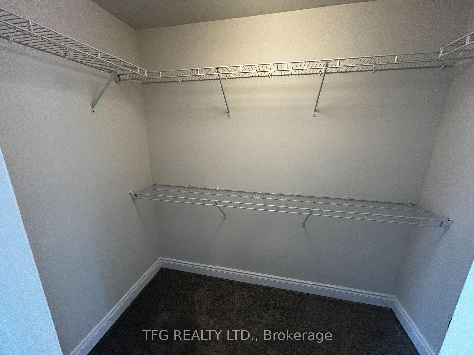 46 Holland Street photo 17