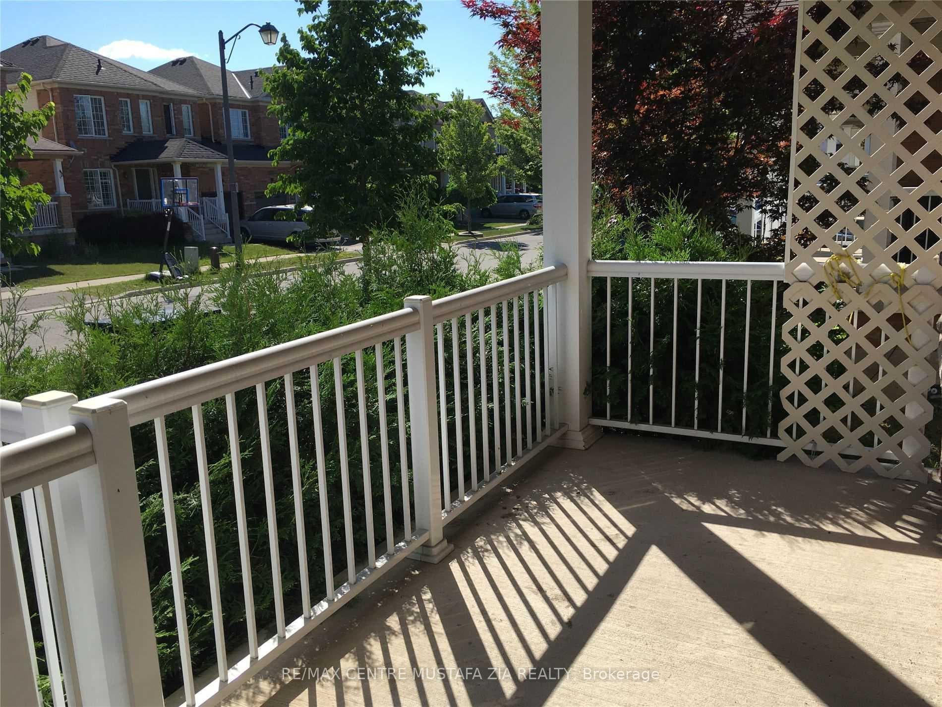 302 Teetzel Drive photo 4