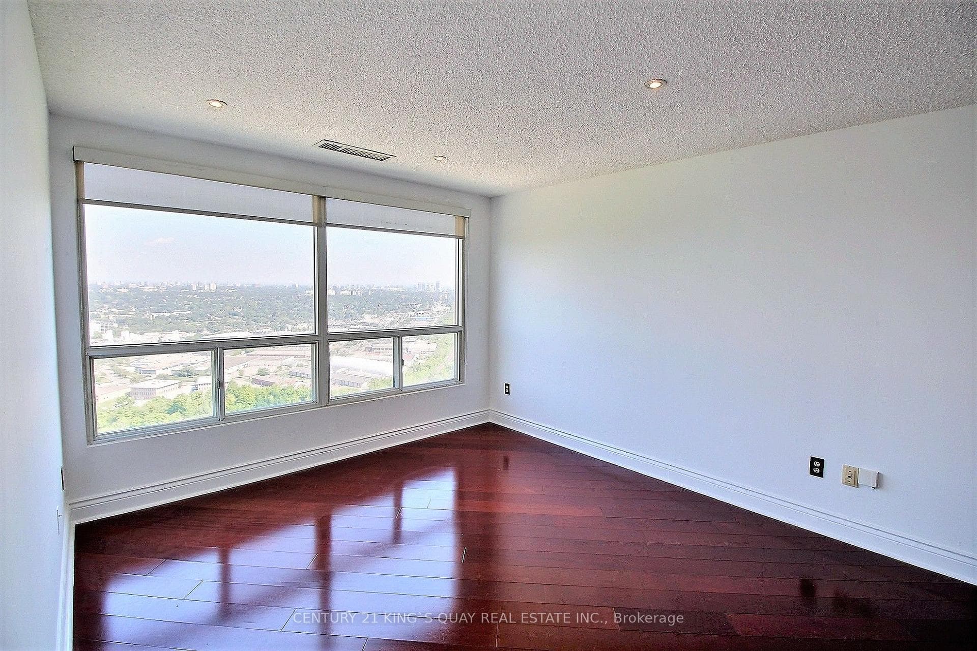 7 Concorde Place Unit 3709 photo 6