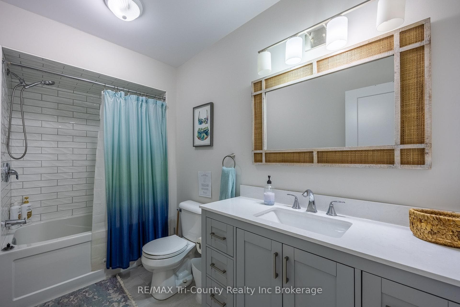 6 Addison Street photo 25
