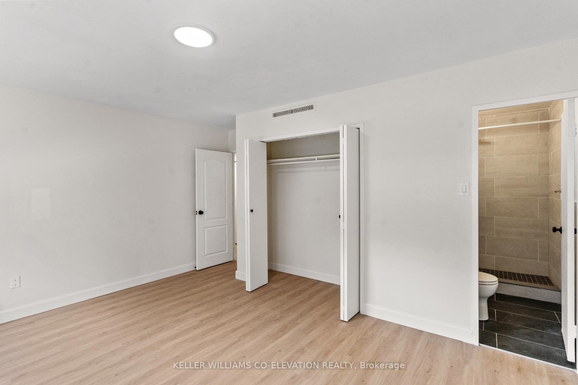250 St Clair Avenue Unit 106 photo 23