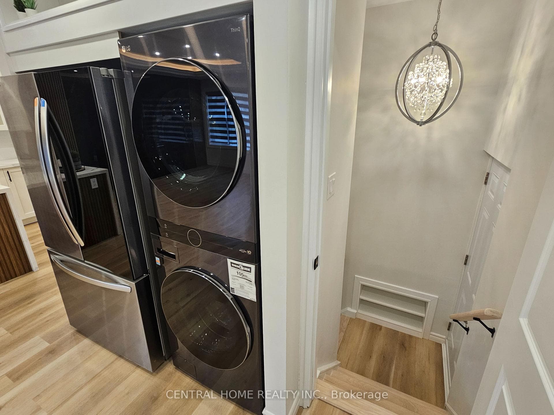 137 Willow Lane photo 5