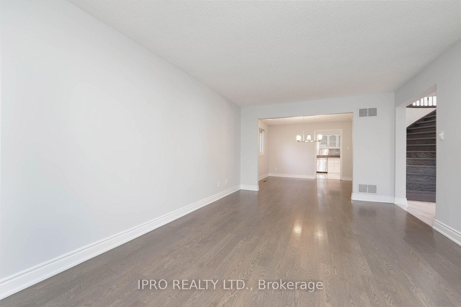 111 Newton Drive photo 6
