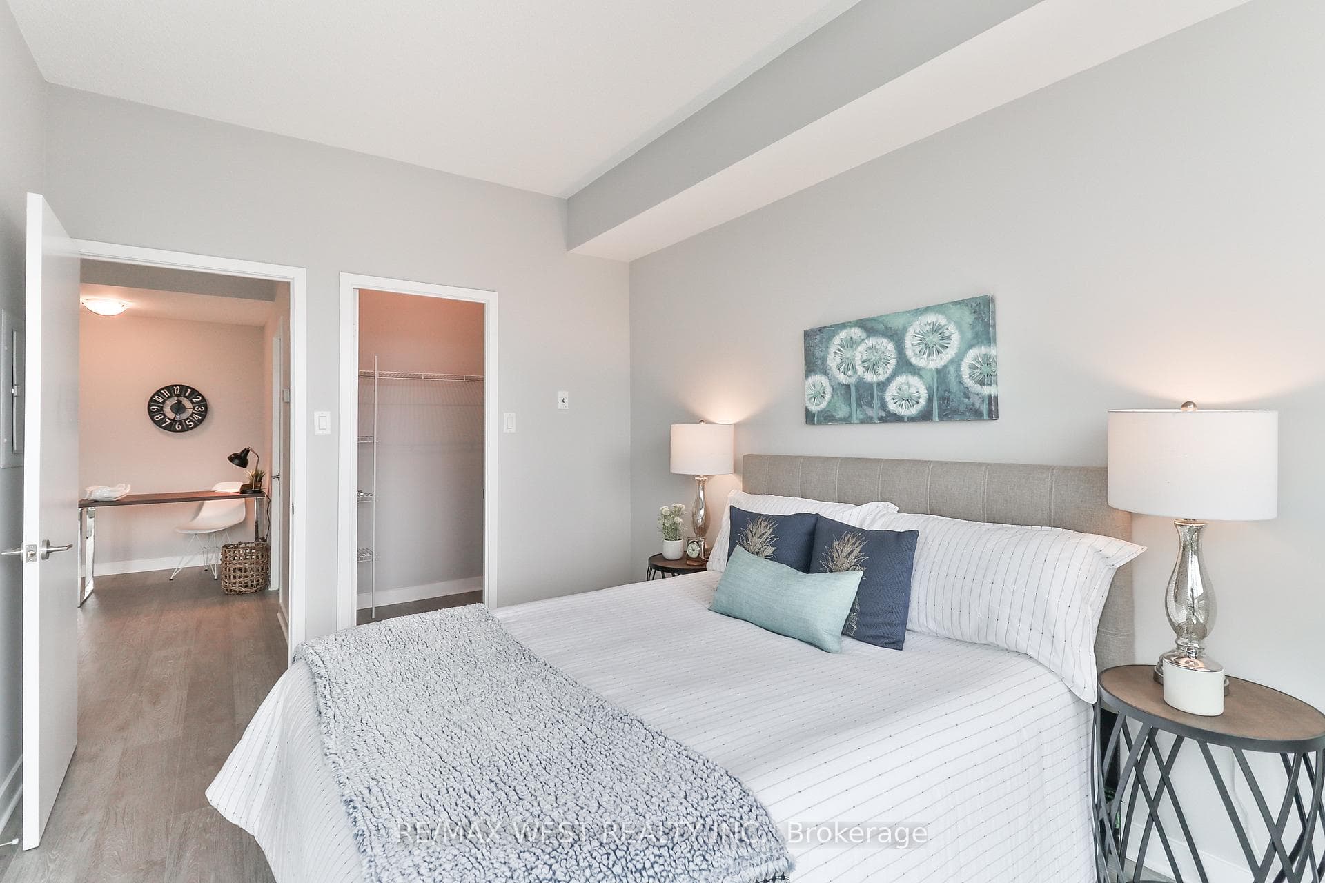 1171 Queen Street Unit 1801 photo 10
