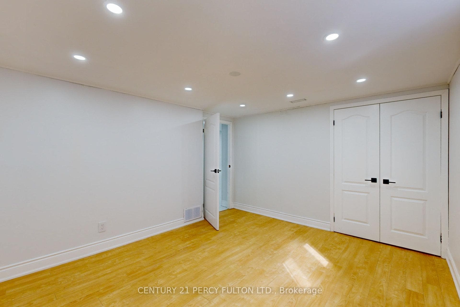 78 Agincourt Drive photo 32