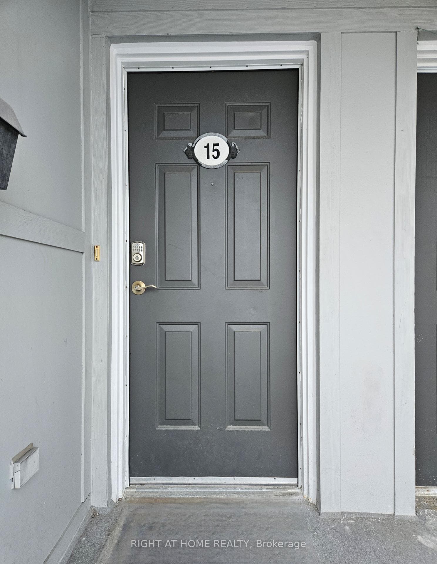 4620 Guildwood Way Unit 15 photo 4