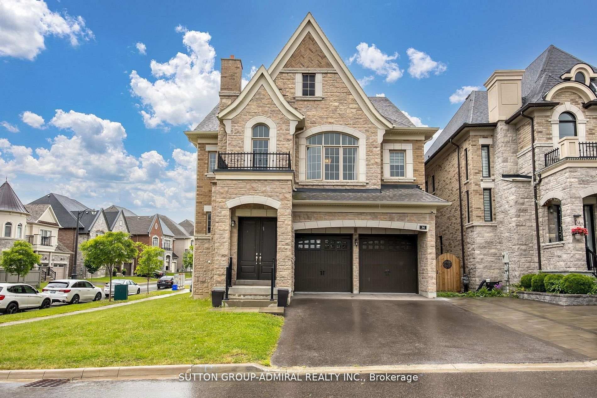 36 Hurst Avenue photo 1