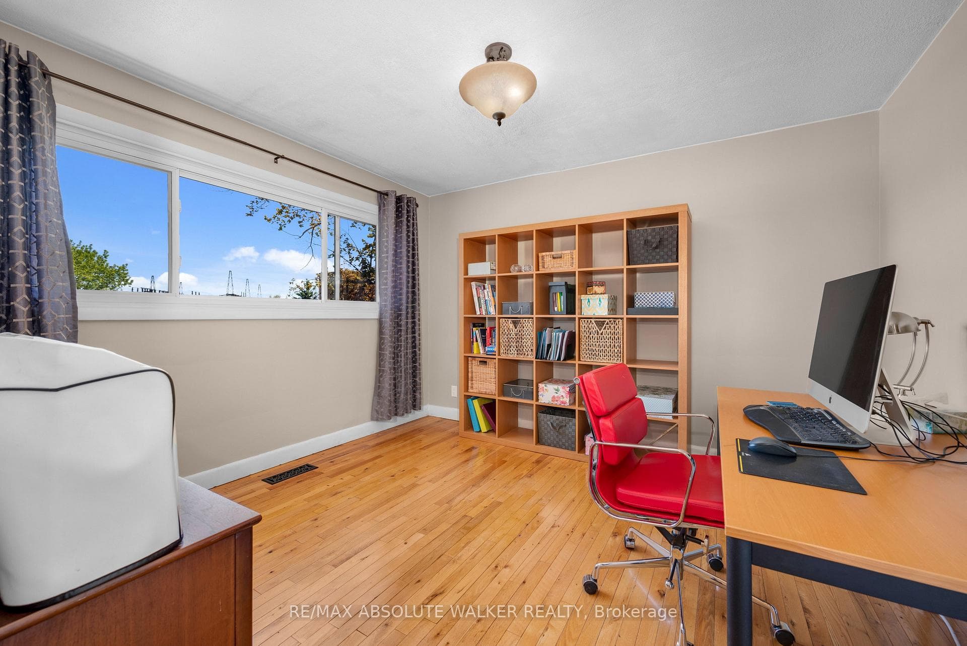 26 Riverdale Avenue photo 17