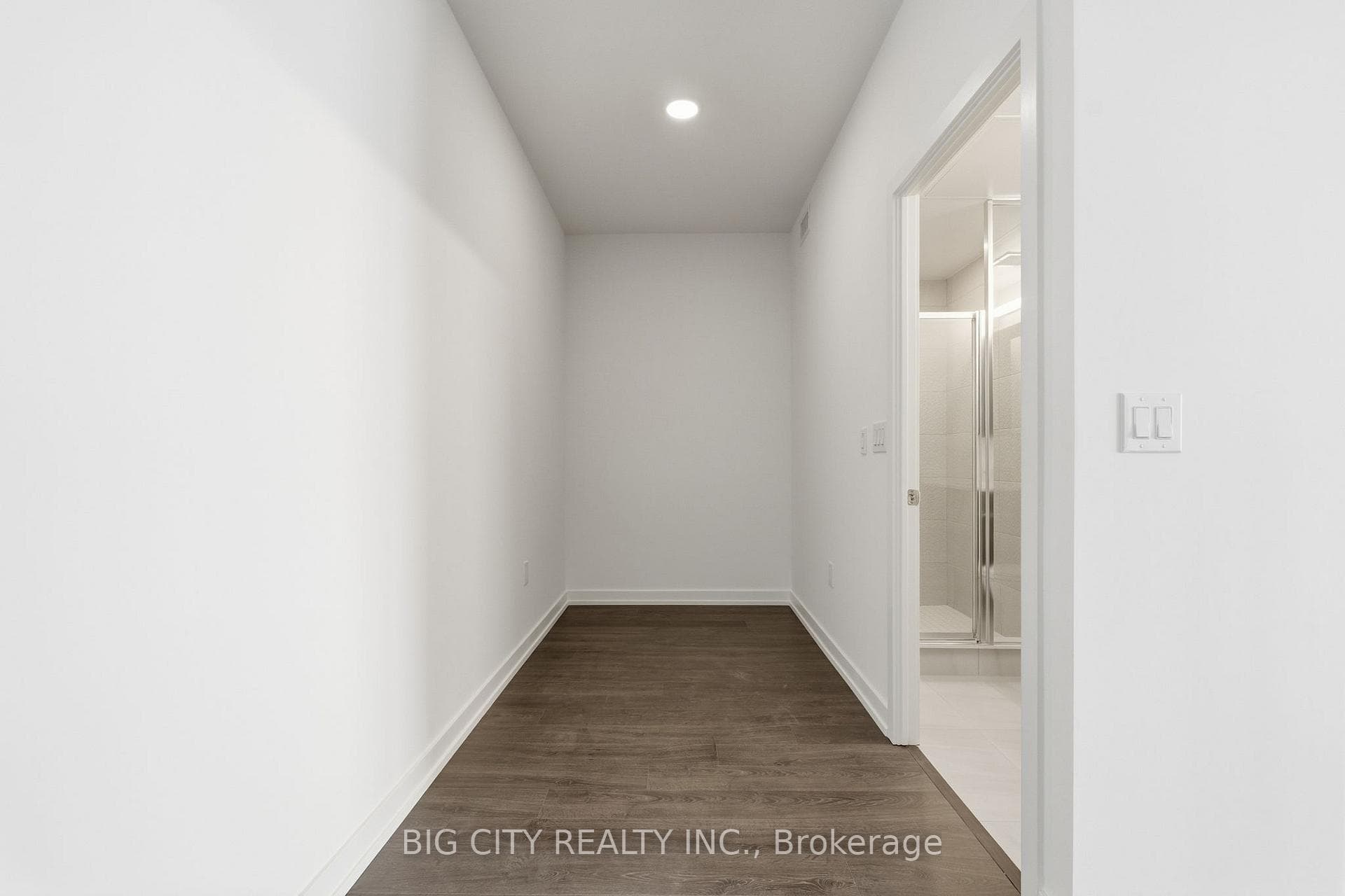 9751 Markham Road Unit 801B photo 7