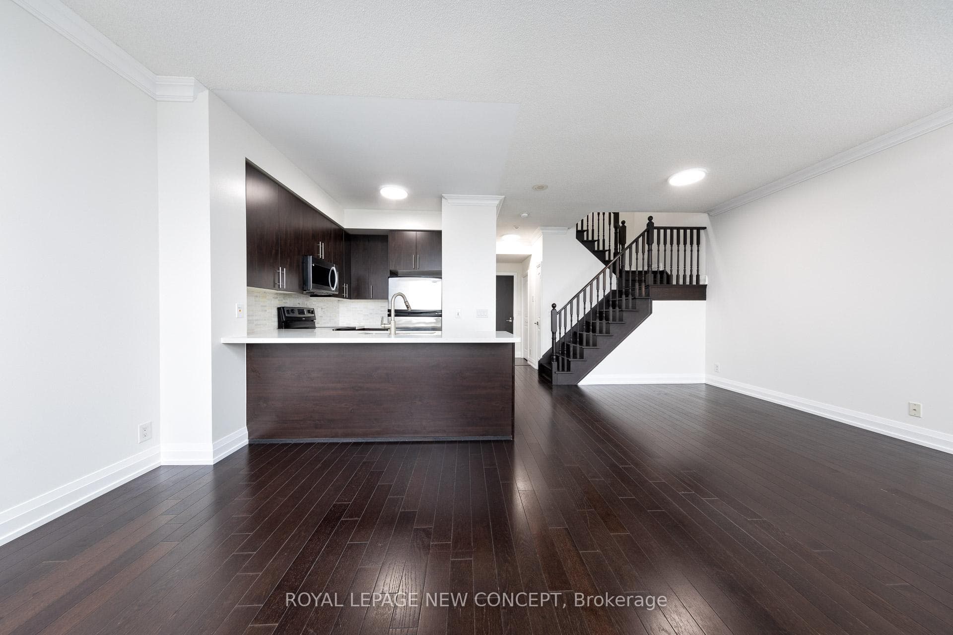 1070 Sheppard Avenue Unit PH8 photo 15