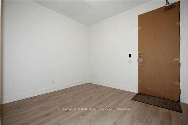 111 St Clair Avenue Unit 328 photo 13