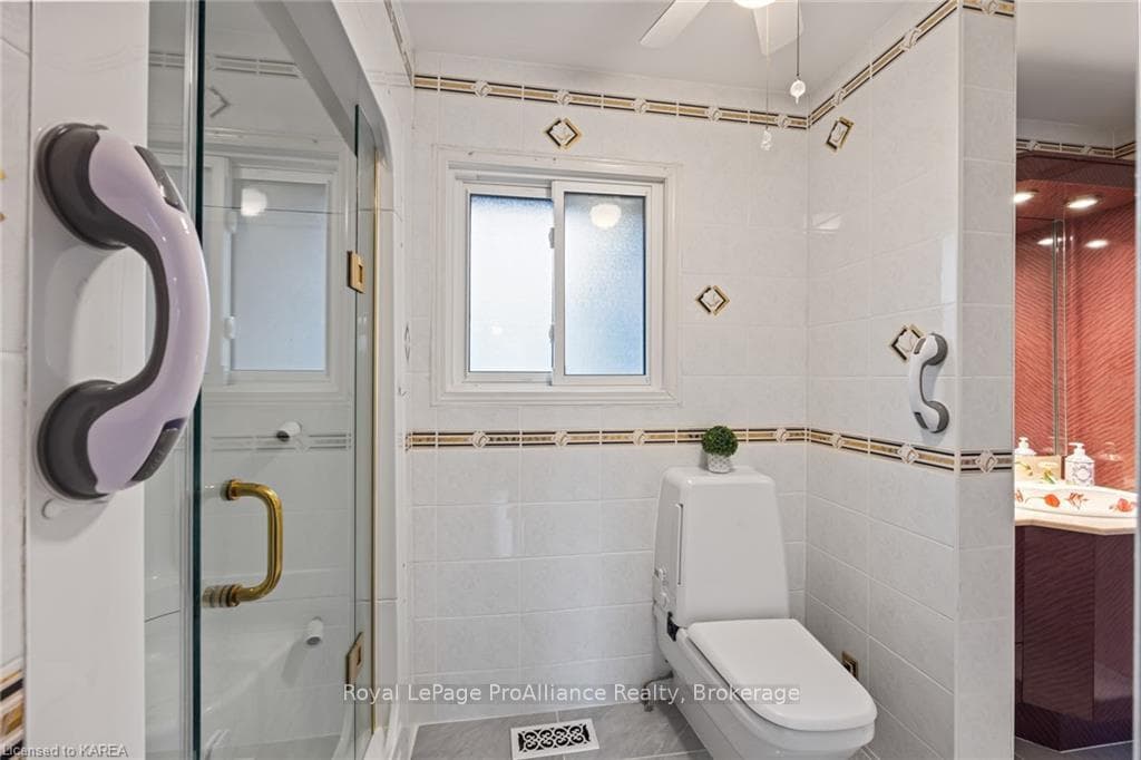 14 BALMORAL Court photo 26