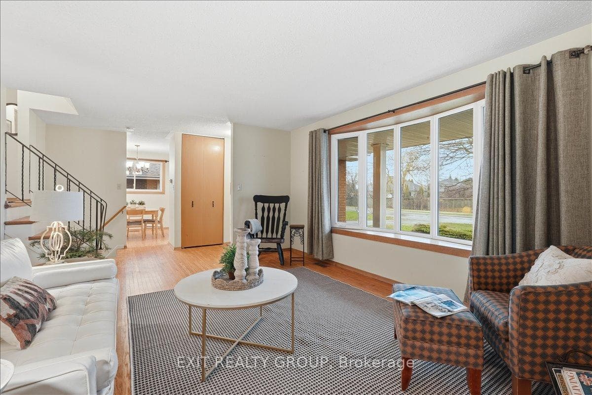 67 Cascade Boulevard photo 9