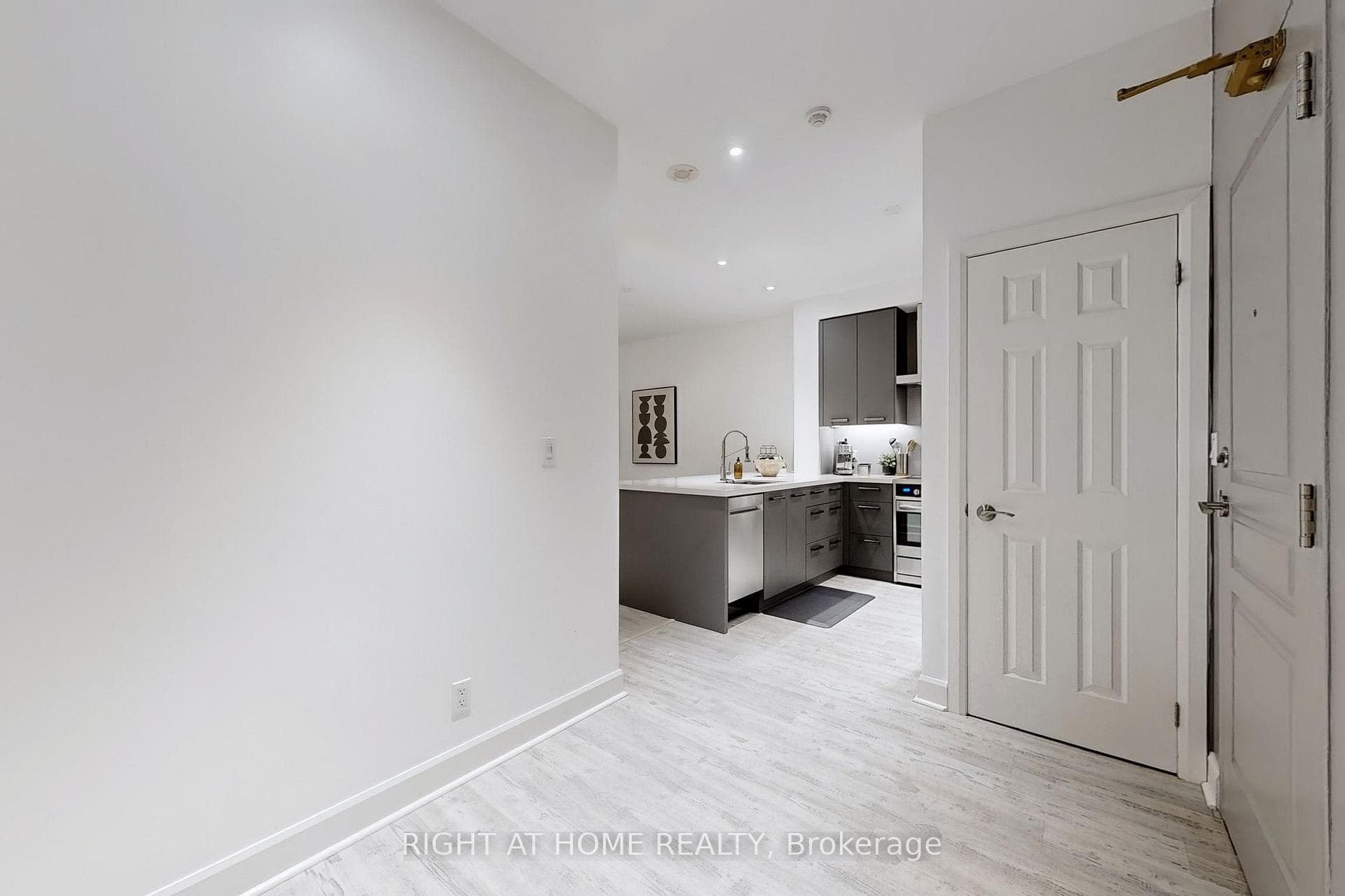 16 Dallimore Circle Unit T12 photo 18