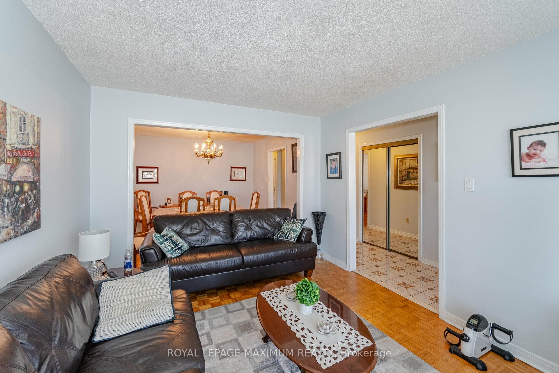 Living Room Combined W Dining Room