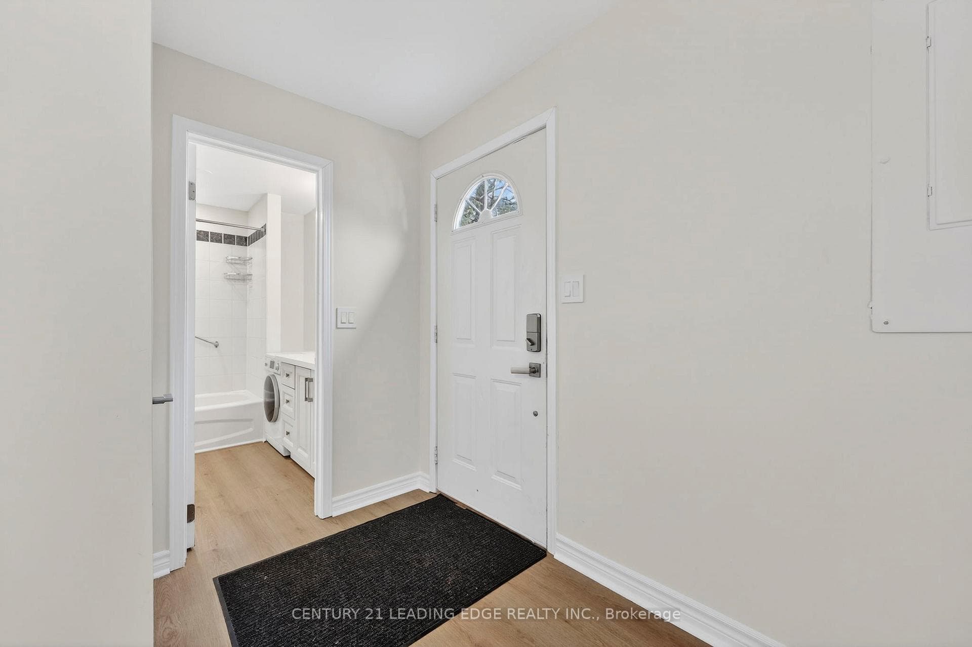 2073 Kate Avenue photo 4
