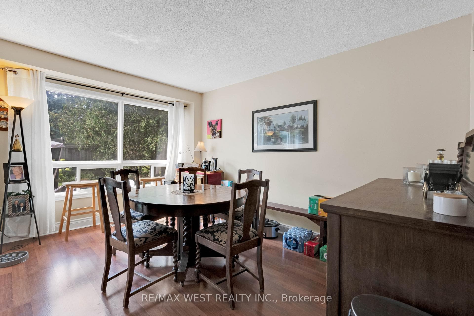 41 PineView Crescent photo 15
