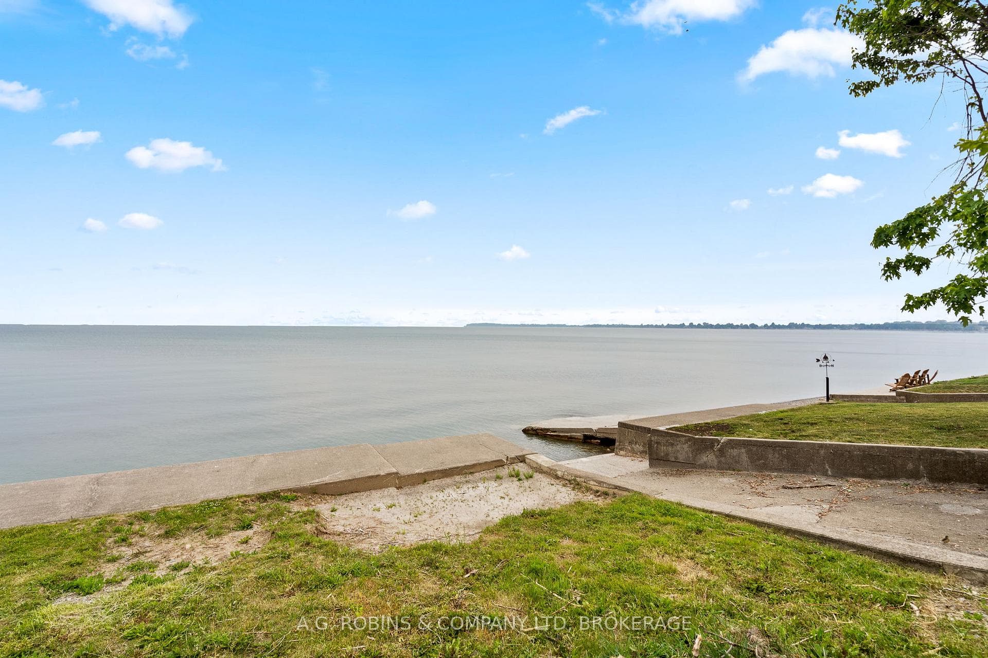 13041 Lakeshore Road photo 20