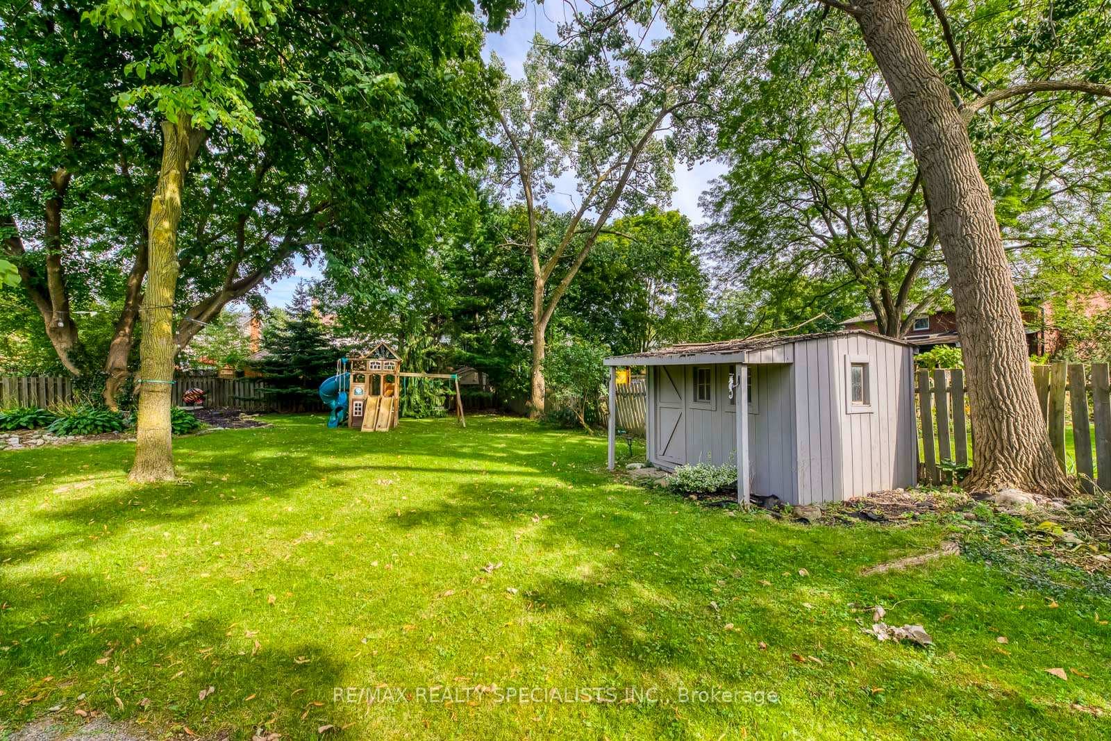 1582 Hermant Court photo 39