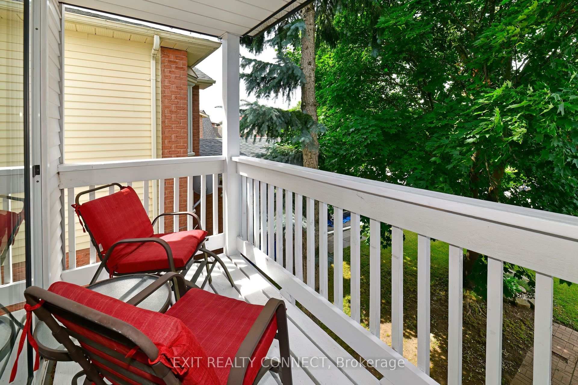 2148 Blue Ridge Crescent photo 18