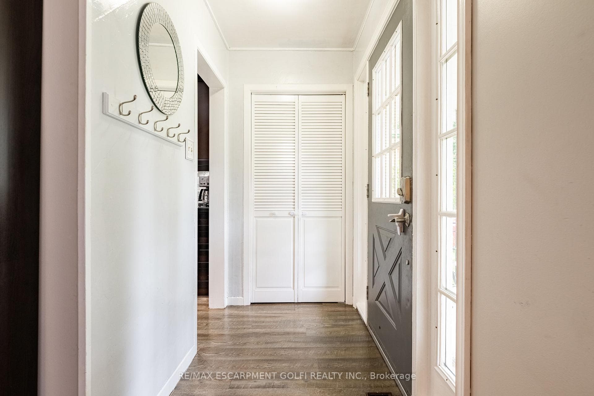 37 Gainsborough Road photo 4