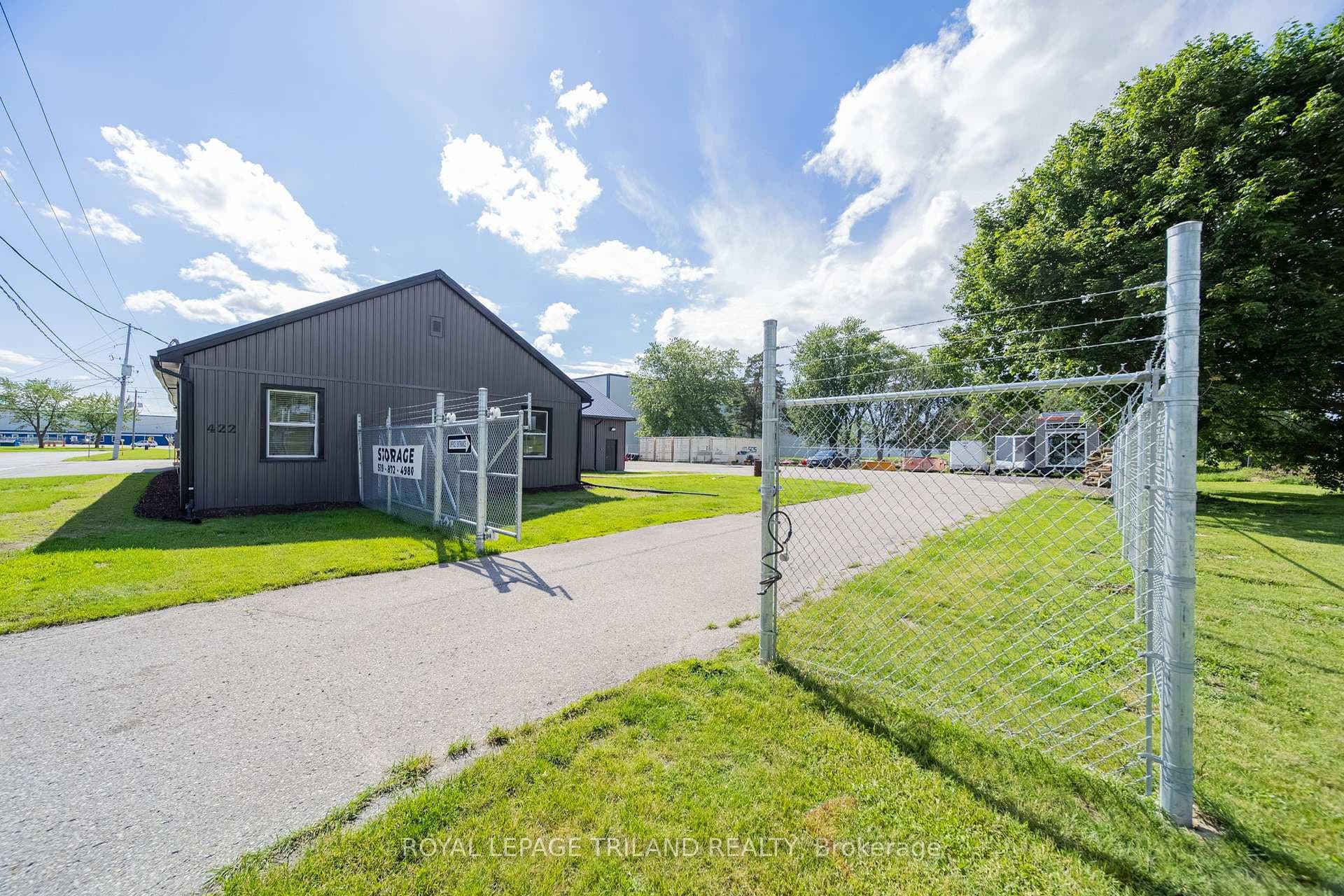 422 Canada Avenue photo 4