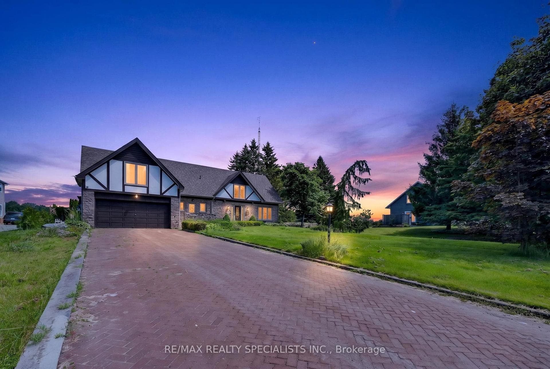 120 North Shore Road photo 1
