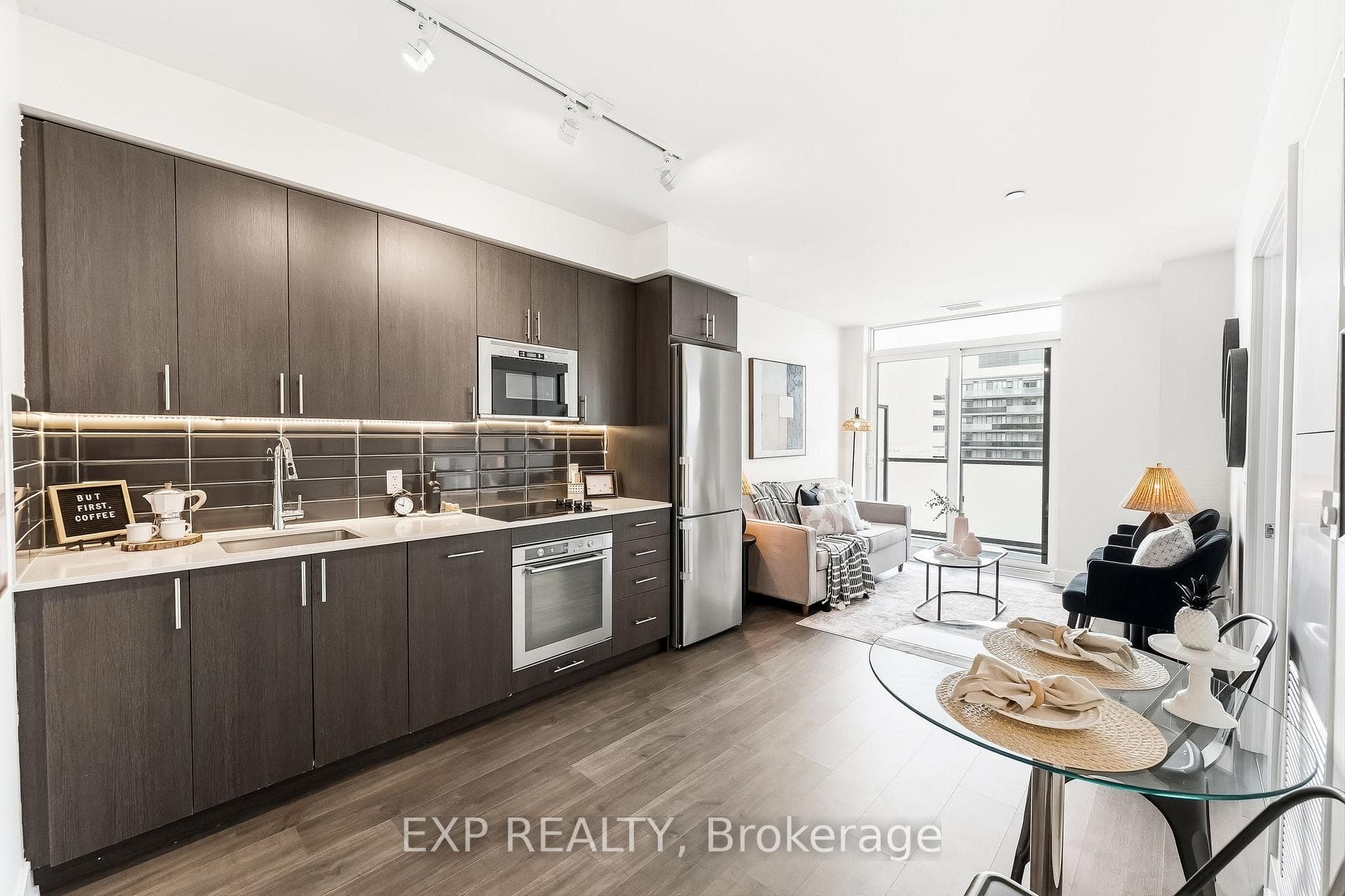 2550 Simcoe Street Unit 1713 photo 15