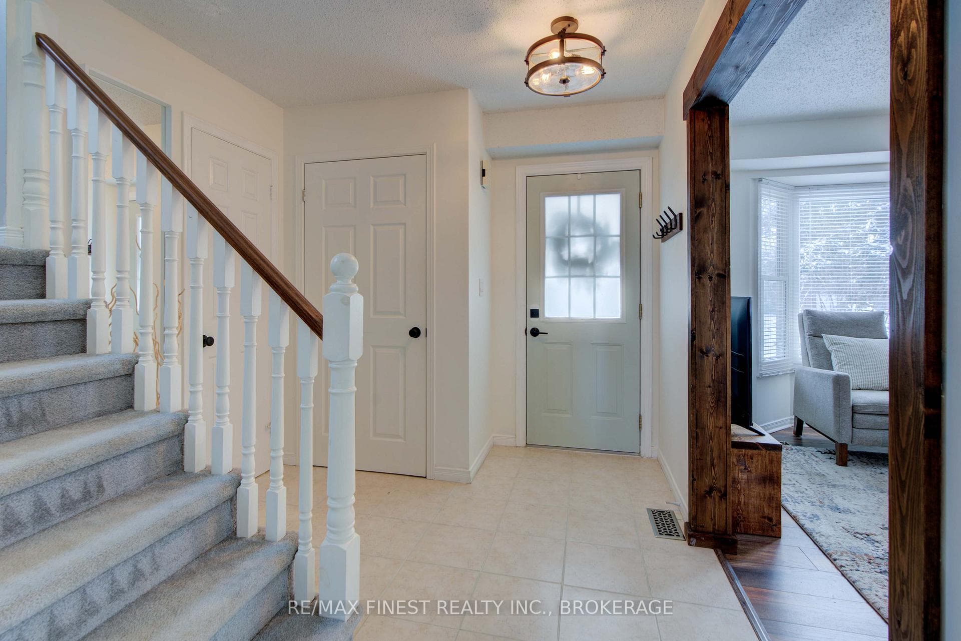 17 Richdale Court photo 4