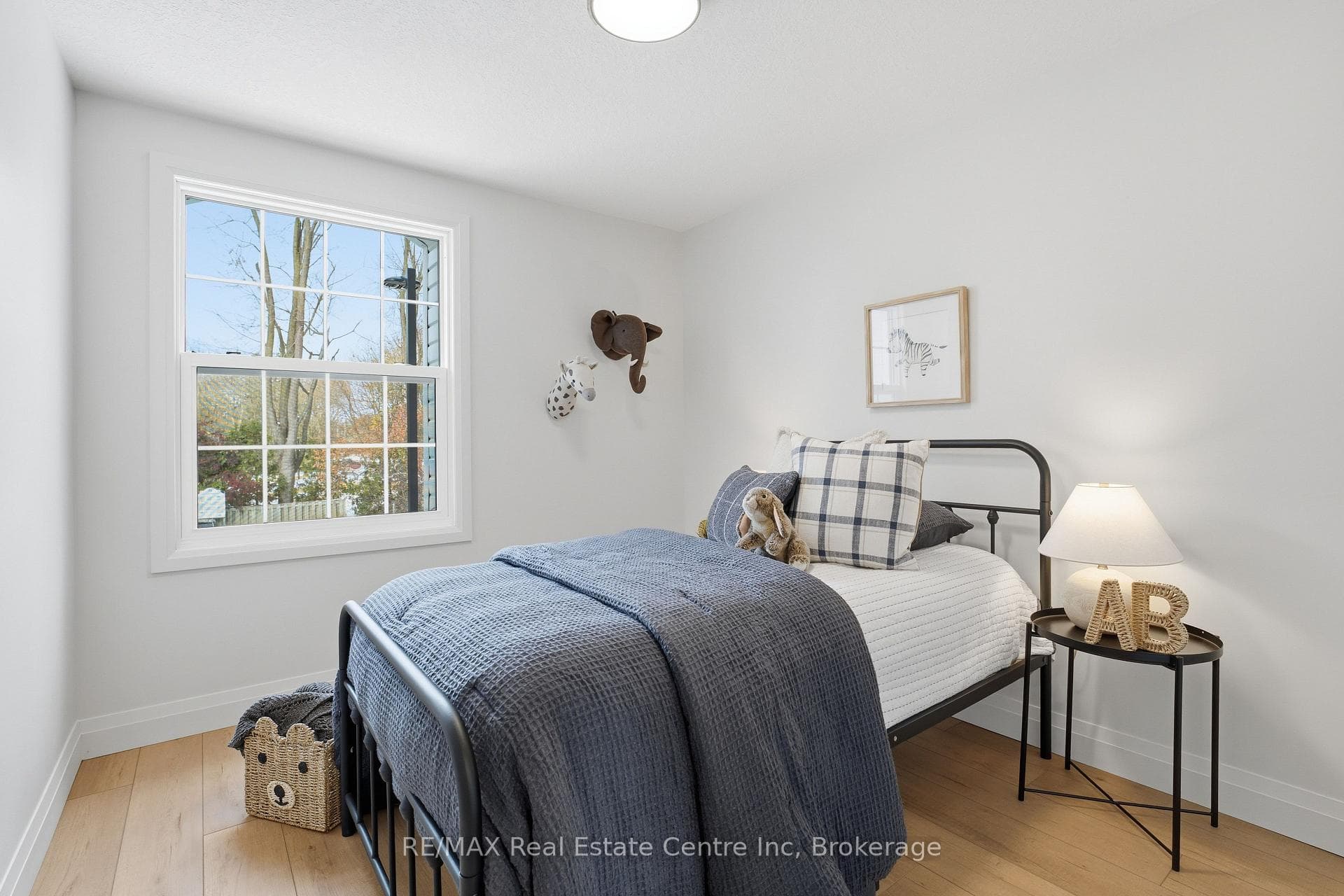 383 Edinburgh Road Unit 1 photo 26