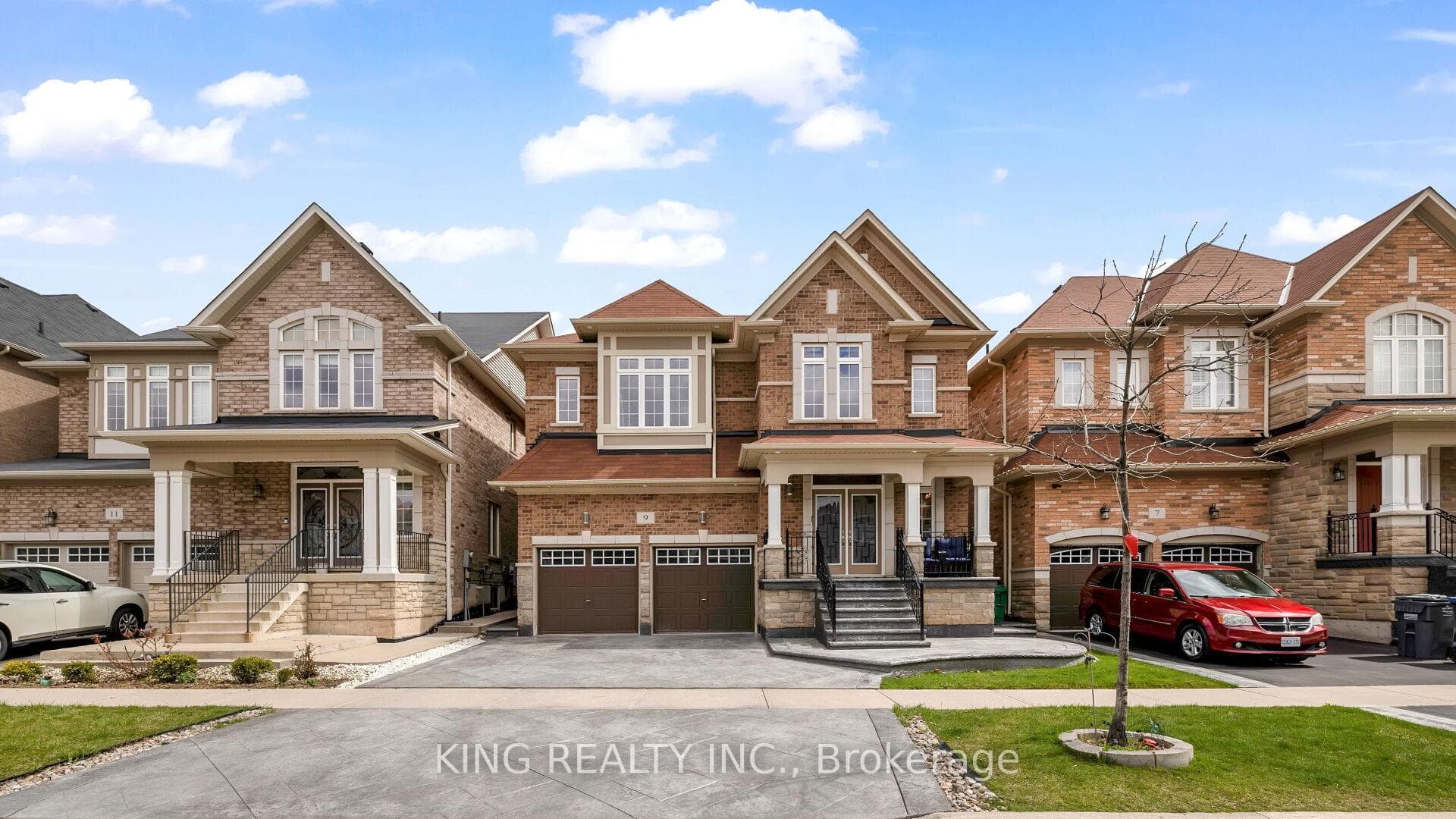 9 Monkton Circle photo 1