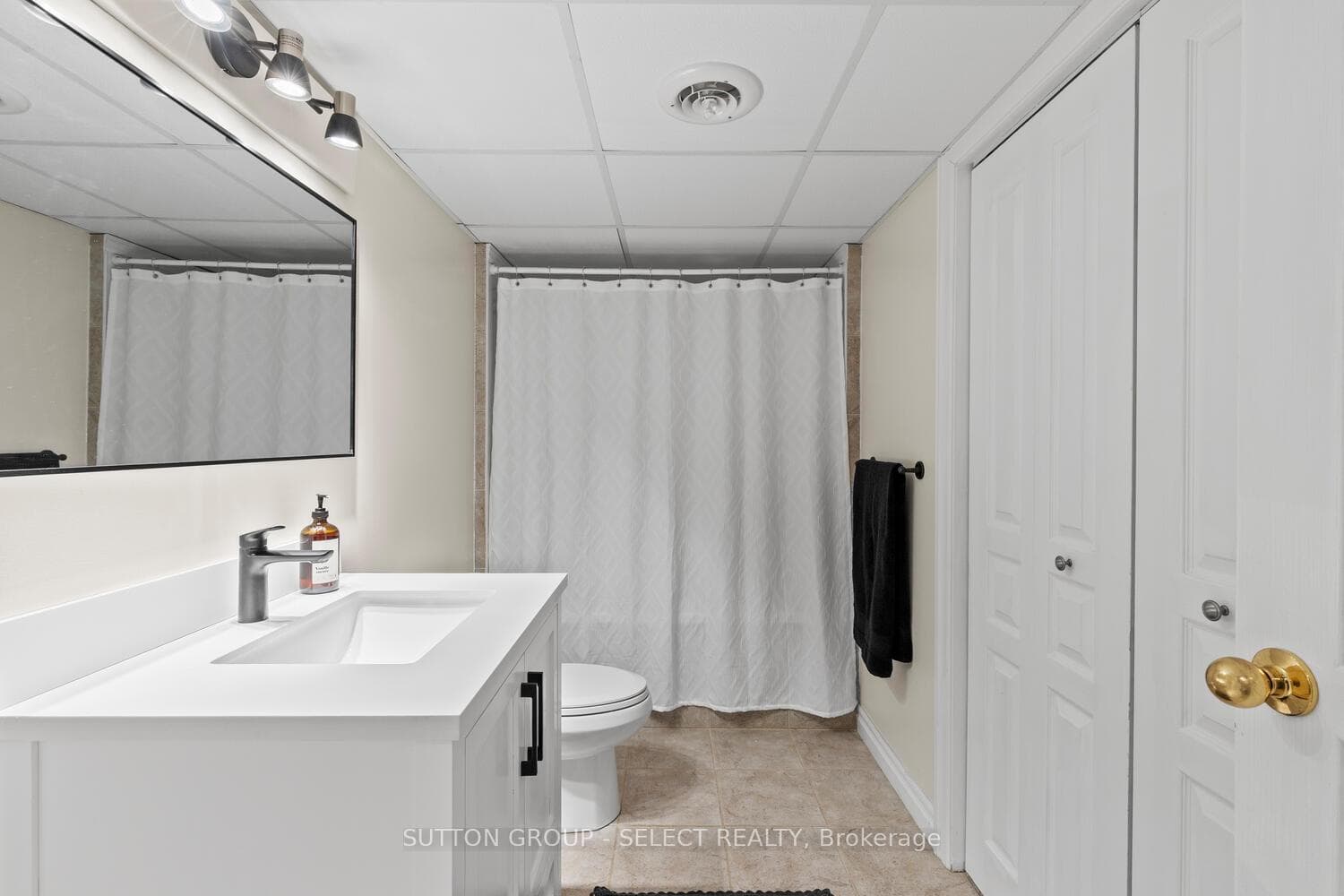 2610 Emerson Street photo 36