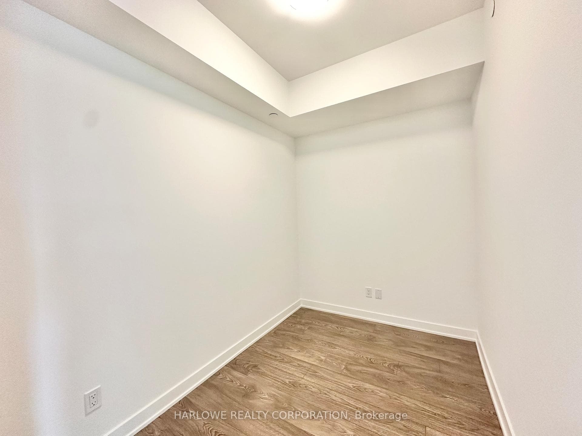 543 Richmond Street Unit 902 photo 4