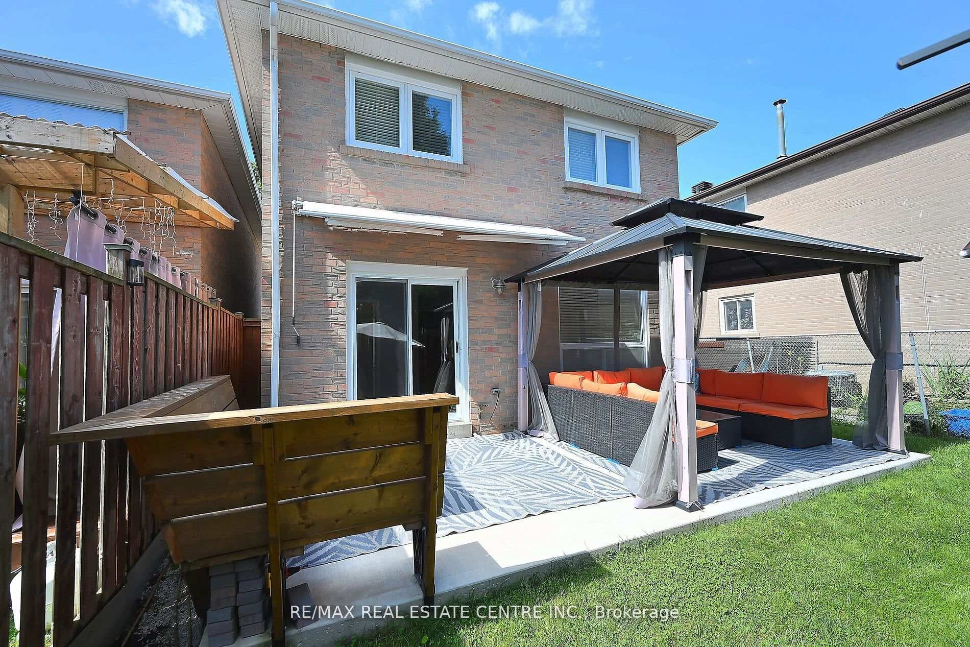 46 Berkshire Square photo 33