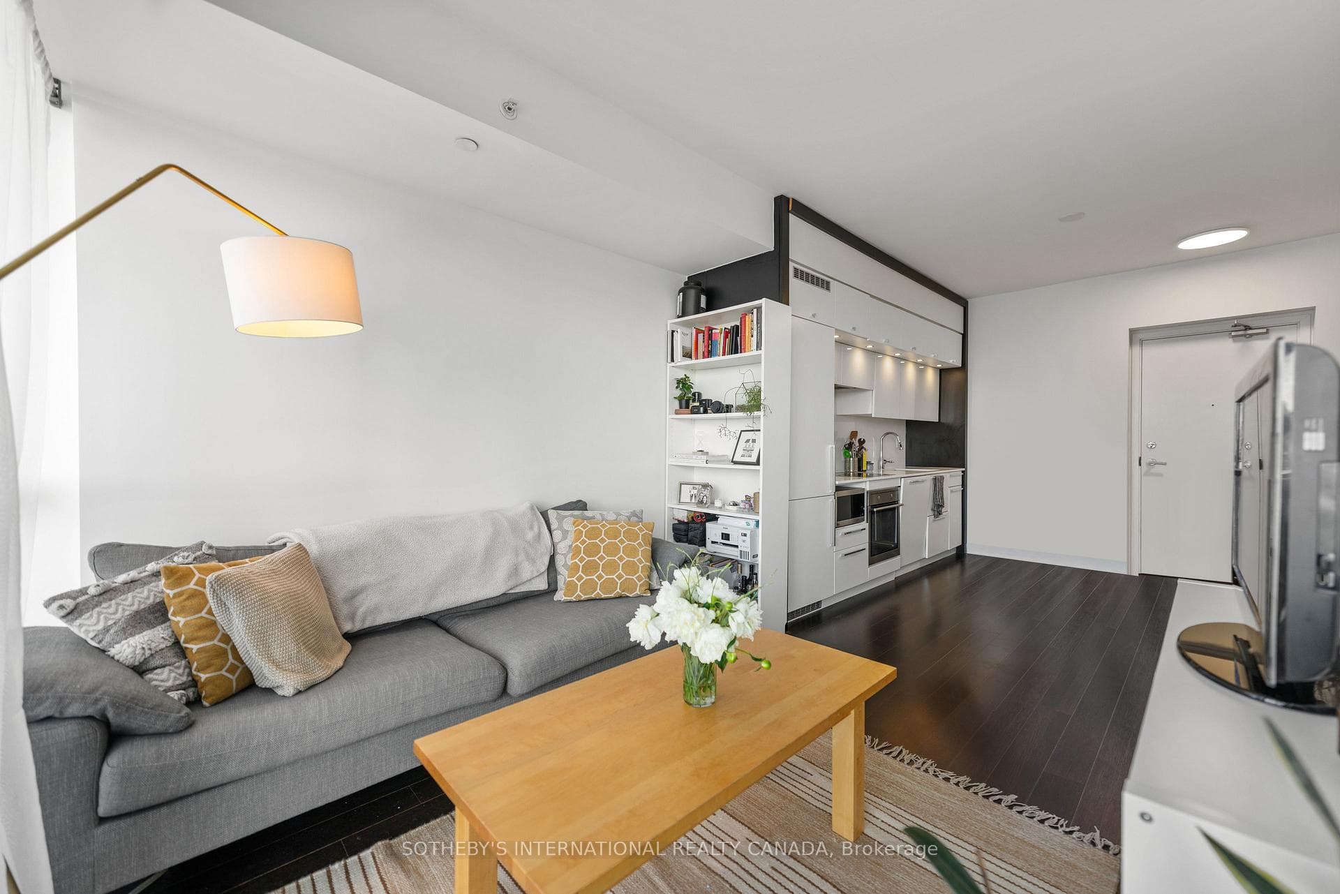 15 Grenville Street Unit 4007 photo 6