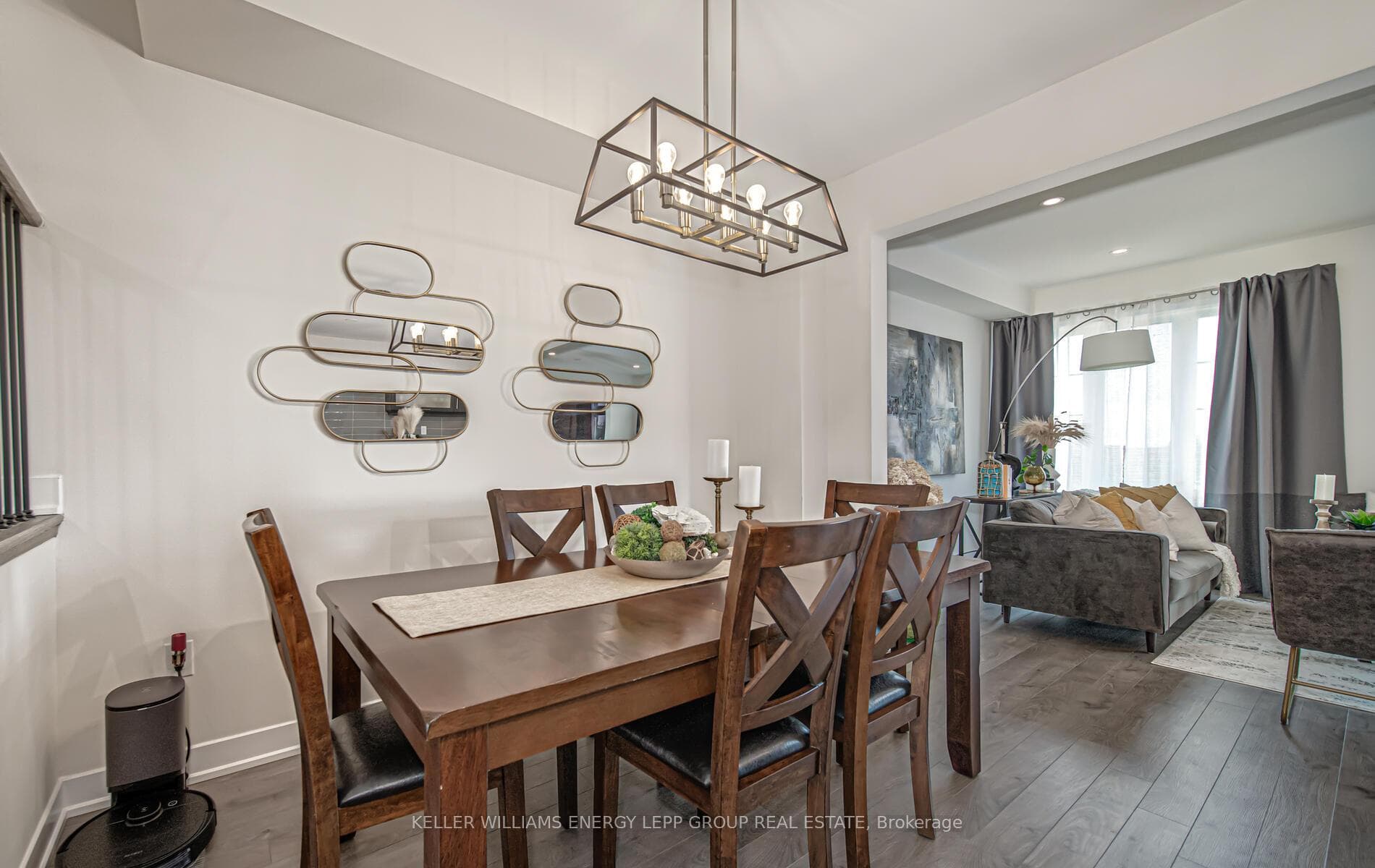 117 Vanier Street photo 18