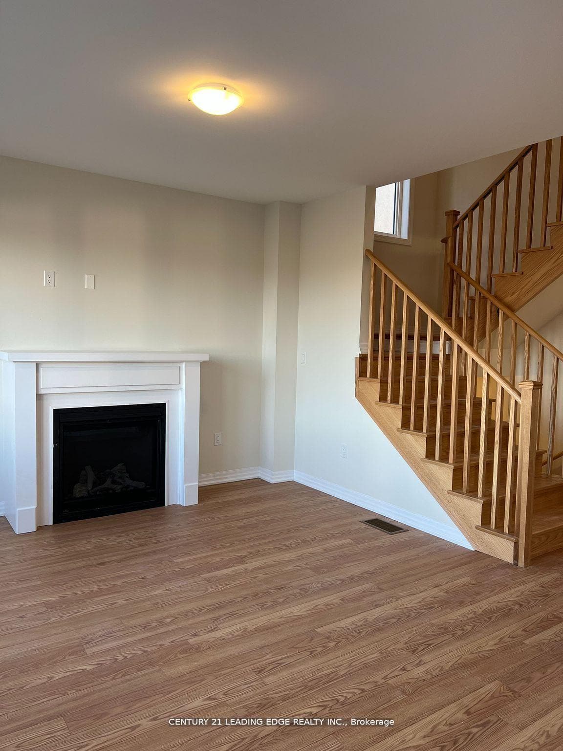 42 Ed Ewert Avenue photo 17