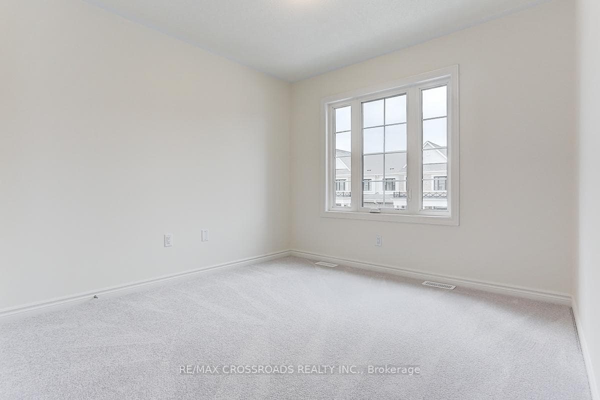 53 Velvet Drive photo 44