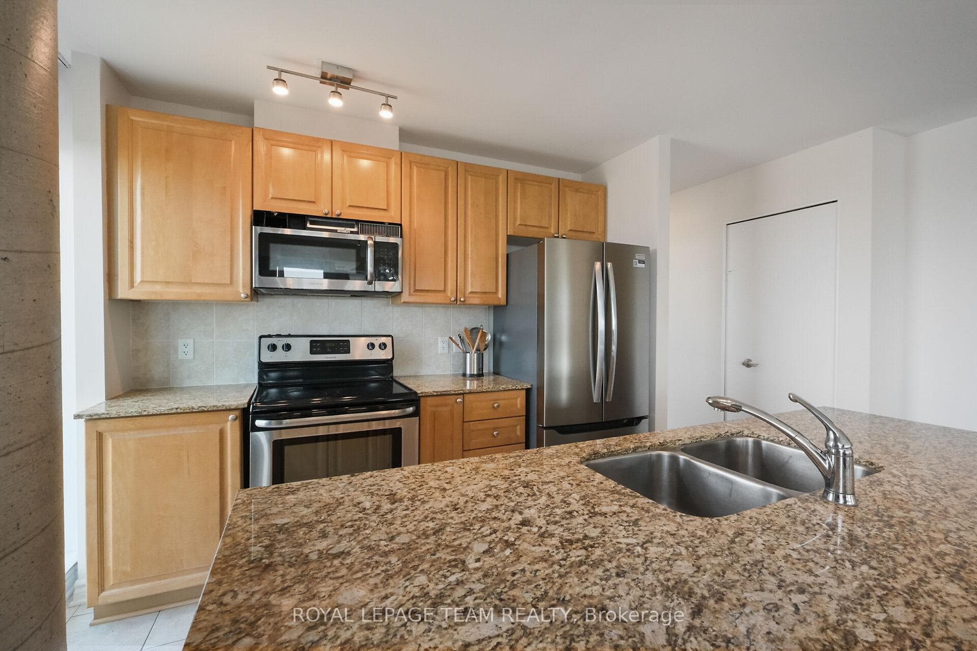 200 Lett Street Unit 1004 photo 16