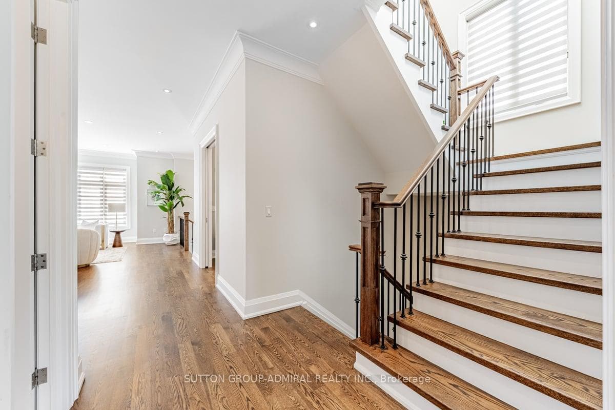 240 Florence Avenue photo 14