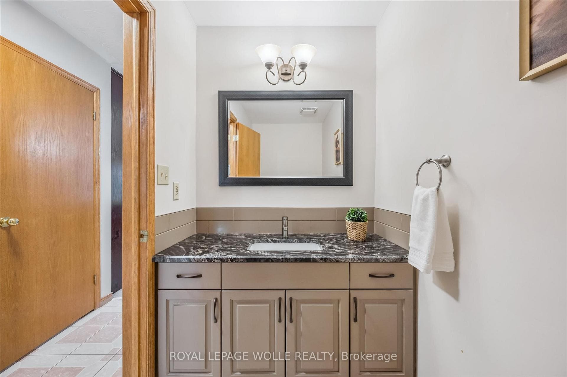 82 Corfield Drive photo 20
