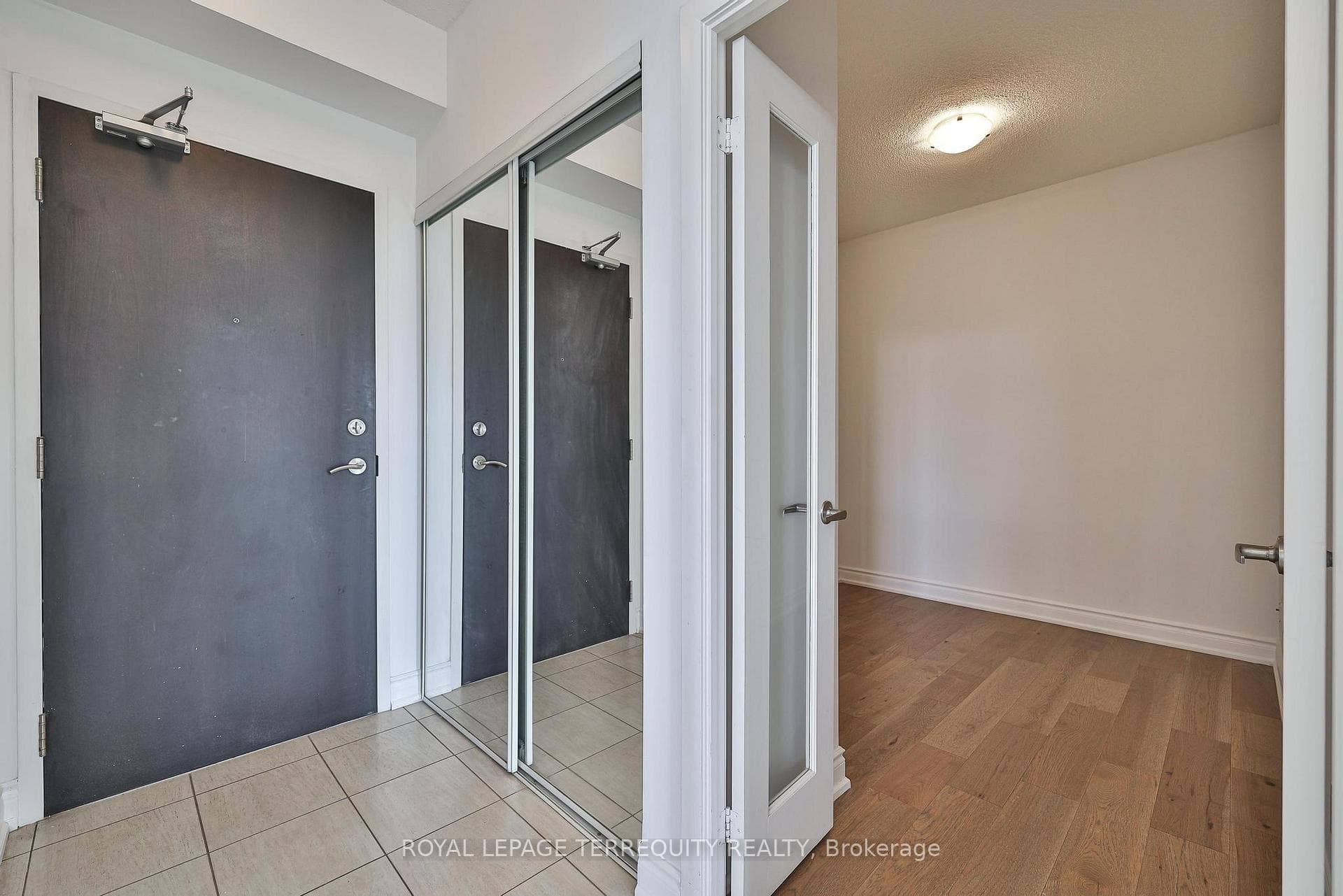 5791 Yonge Street Unit PH106 photo 4