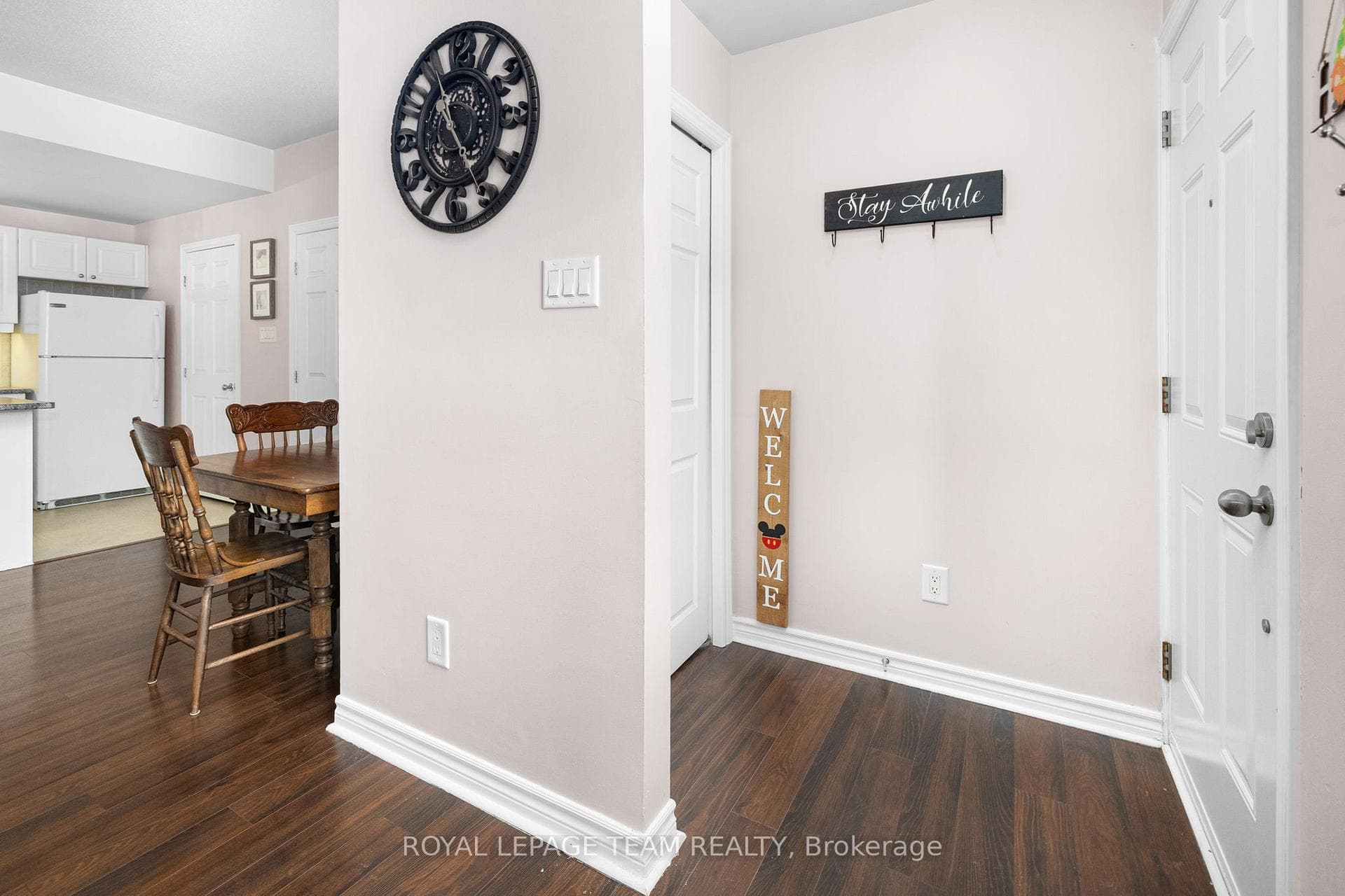 1103 STITTSVILLE MAIN Street Unit E photo 5