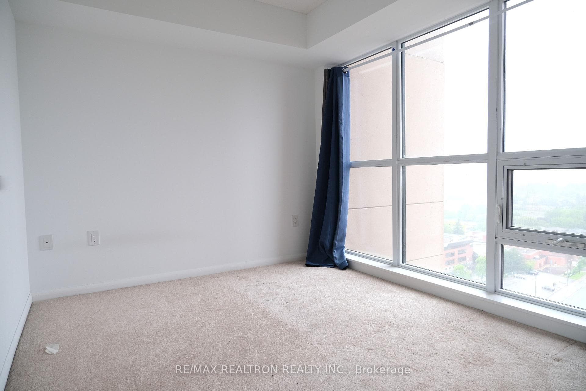 830 Lawrence Avenue Unit 1612 photo 11