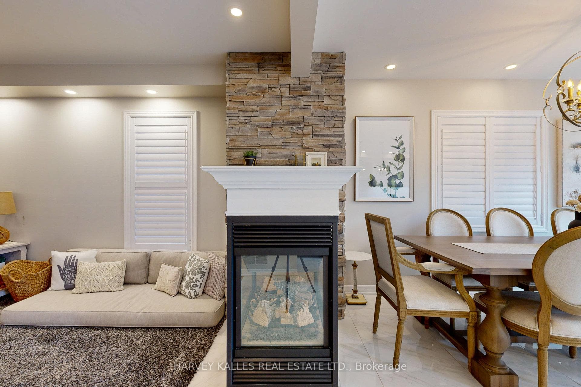 9 Agostino Crescent photo 8