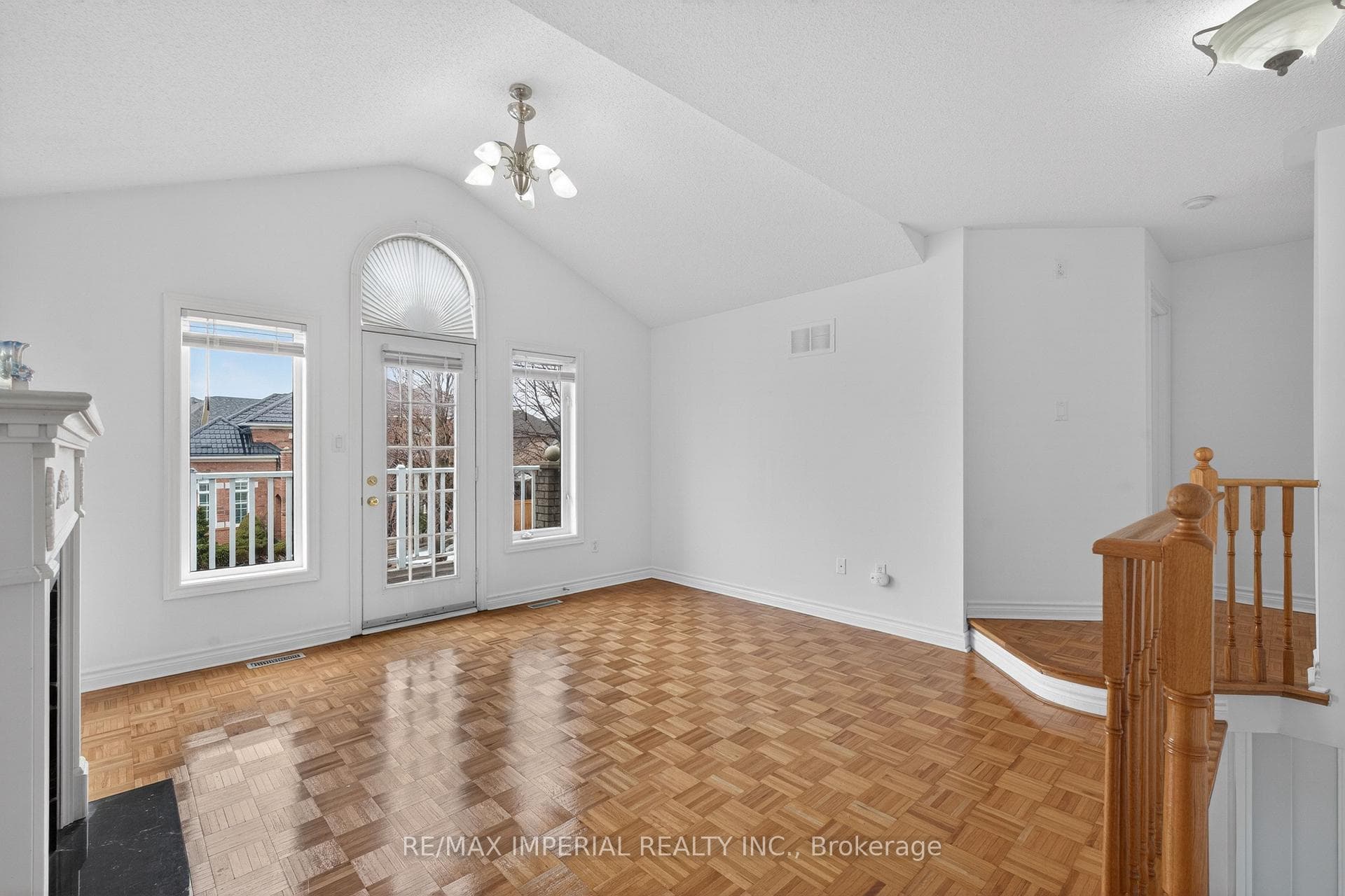103 Ferdinand Avenue photo 31