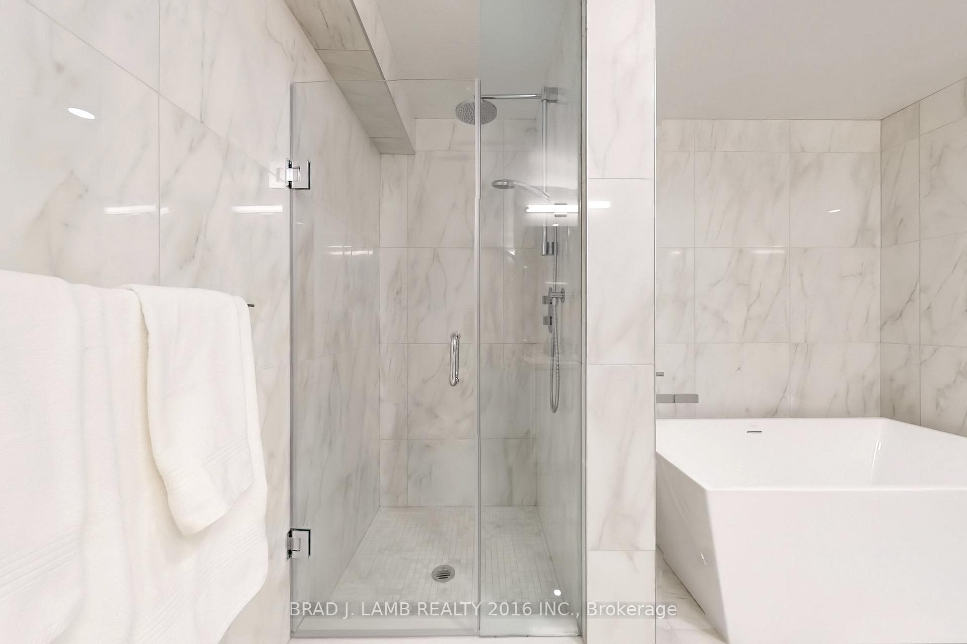 458 Richmond Street Unit 1701 photo 26