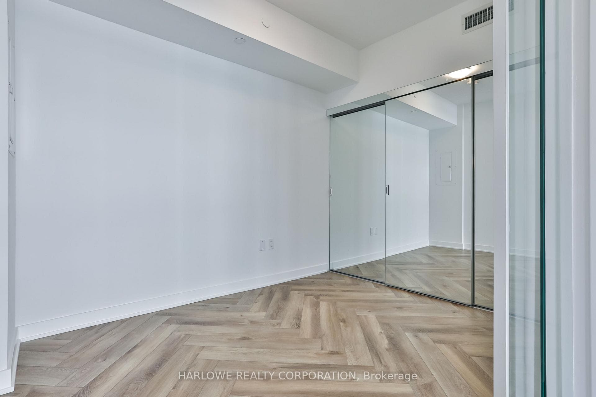 543 Richmond Street Unit 1228 photo 20